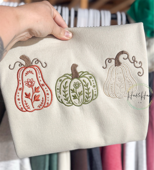 Trio Pumpkins Embroidered Sweatshirt