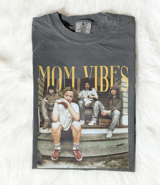 Mom Vibes Tee